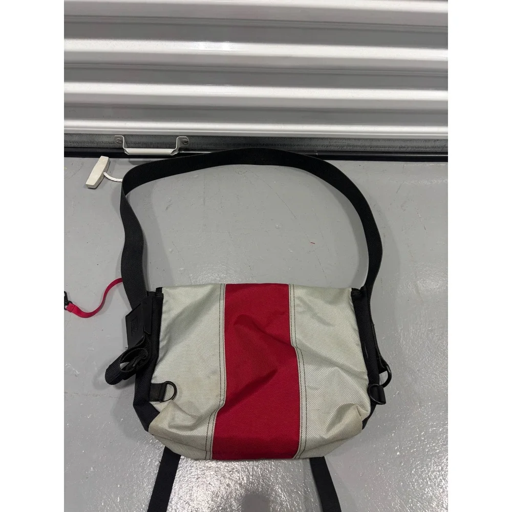 Timbuk2 Classic Messenger Bag Grey Red Nylon Crossbody Commuter Laptop Bag